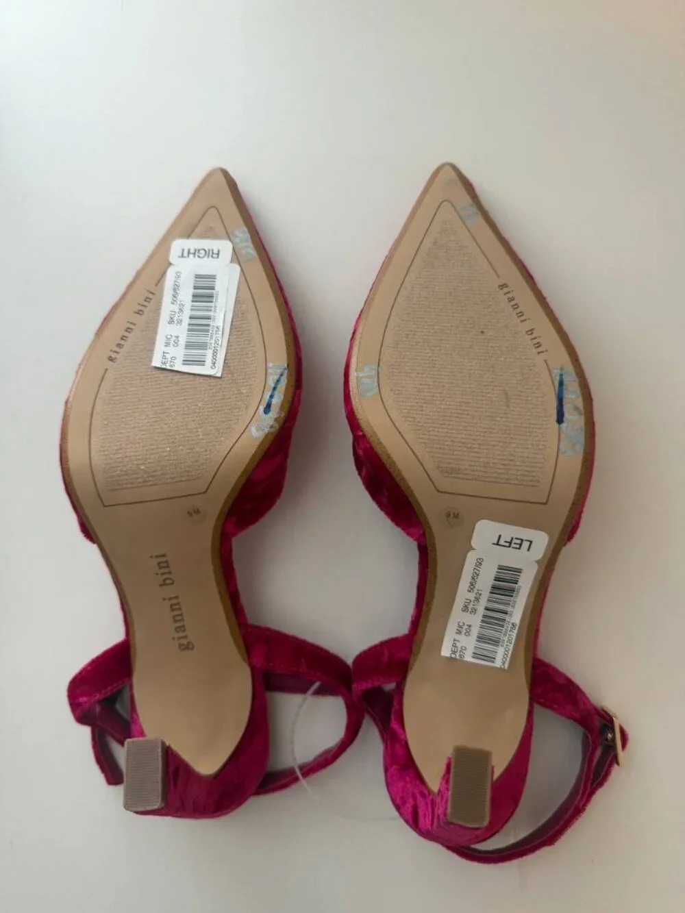 NWT Gianni Bini Geno Hot Pink Velvet Pointed Toe Ankle Strap Heels Size 9